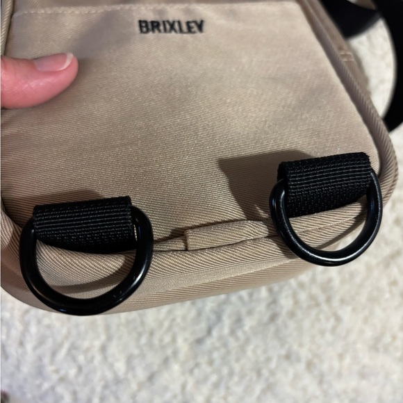 Brixley crossbody bag like new tan - Picture 7 of 9